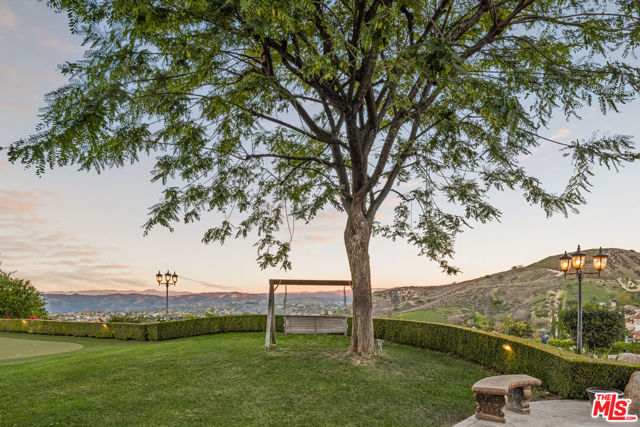 25315 Prado De Los Suenos, Calabasas CA: https://media.crmls.org/mediaz/0f1508eb-cb24-4a6f-ab84-2414385a4f72.jpg