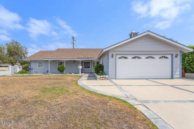 2505 E Lizbeth Avenue, Anaheim CA: https://media.crmls.org/mediaz/0f15bdf6-3ff9-41c6-ab80-073d9883b493.jpg