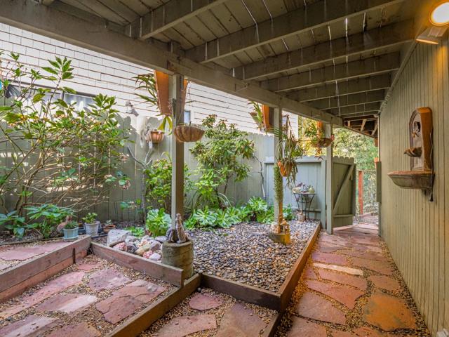 261 Dry Creek Road, Aptos CA: https://media.crmls.org/mediaz/0f15fa45-f814-4a08-bf5a-308b72236dca.jpg