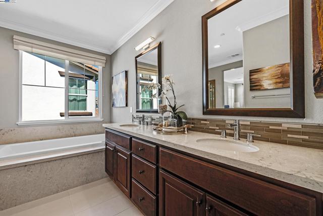 883 Barney Com, Livermore CA: https://media.crmls.org/mediaz/0f161d91-b59d-48b4-b09d-582a159c07be.jpg