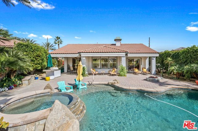 56645 Mountain, La Quinta CA: https://media.crmls.org/mediaz/0f16ff55-4a83-4b6a-b5cc-7b0cedcf6ff6.jpg