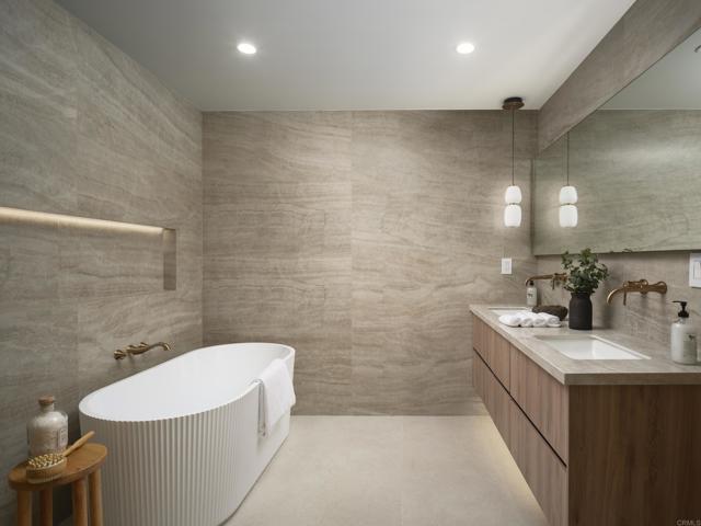 Detail Gallery Image 39 of 58 For 3231 Hawk St, San Diego,  CA 92103 - 4 Beds | 3/1 Baths