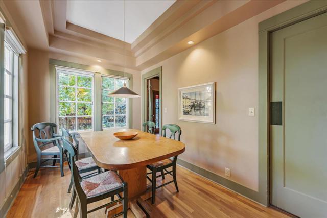 Image 20 of 59 For 125 Los Altos Avenue