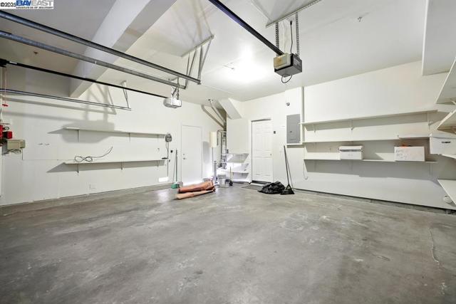 37420 Gillett Rd, Fremont CA: https://media.crmls.org/mediaz/0f191324-64fc-4918-b95d-b7a51e794f09.jpg