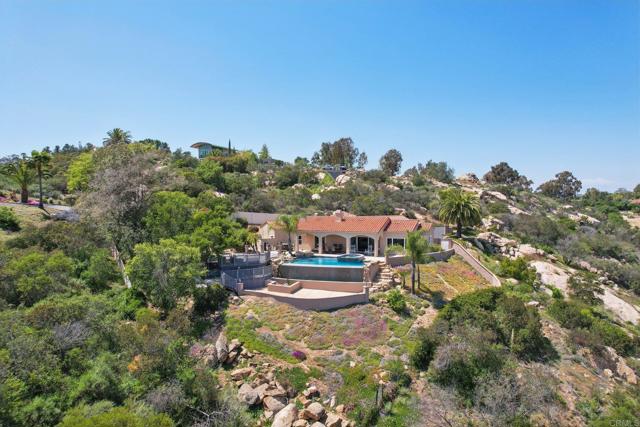 Detail Gallery Image 51 of 71 For 944 Rainbow Crest Rd, Fallbrook,  CA 92028 - 3 Beds | 2 Baths