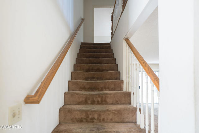 2517 Harriman Lane, Redondo Beach CA: https://media.crmls.org/mediaz/0f1aa867-d6e0-4093-b0f6-f26bf4be7b73.jpg