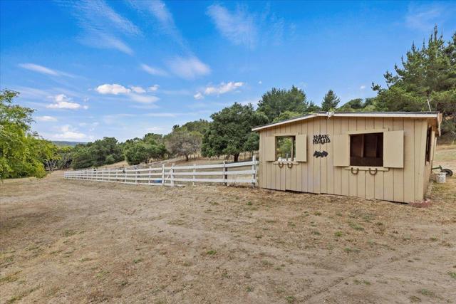 2710 Summerland Road,  CA: https://media.crmls.org/mediaz/0f1c2049-ff35-4dcf-b512-cbed8bdef6f0.jpg