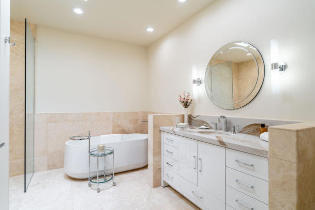 16 Judd Terrace, Rancho Mirage CA: https://media.crmls.org/mediaz/0f1c4b21-c20f-4a4c-92d9-c46e0bc0e9e6.jpg