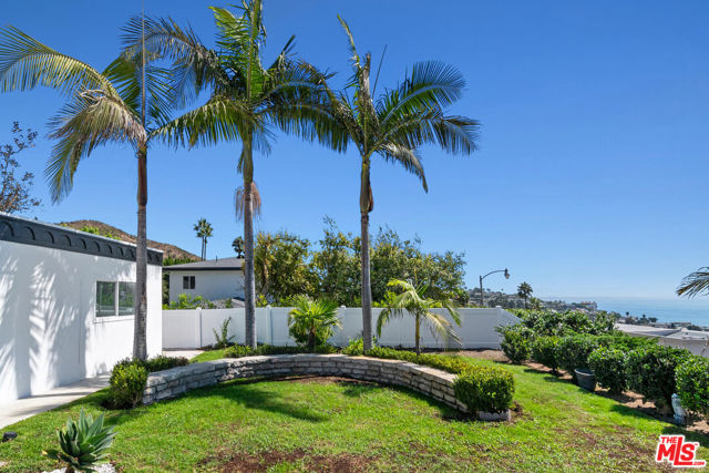 Drew Fenton | 18073 Sandy Cape Drive Pacific Palisades CA | MLS: 7432418