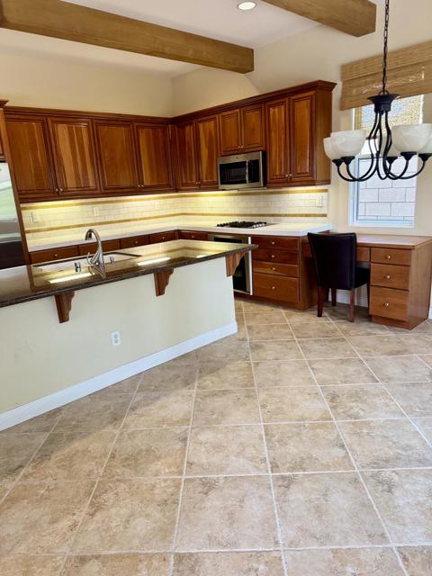 77178 California Drive, Palm Desert CA: https://media.crmls.org/mediaz/0f1f3731-d8b2-43a1-909c-07ae633a840d.jpg