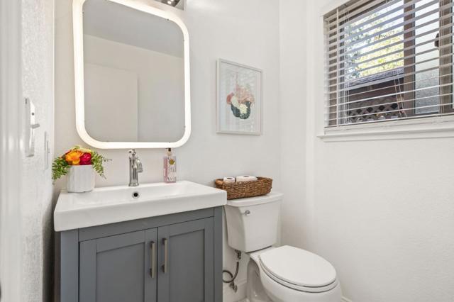 3 Saint Louis Lane, Pleasant Hill CA: https://media.crmls.org/mediaz/0f1f544f-7586-41fa-b4b0-8c3f9800b3de.jpg