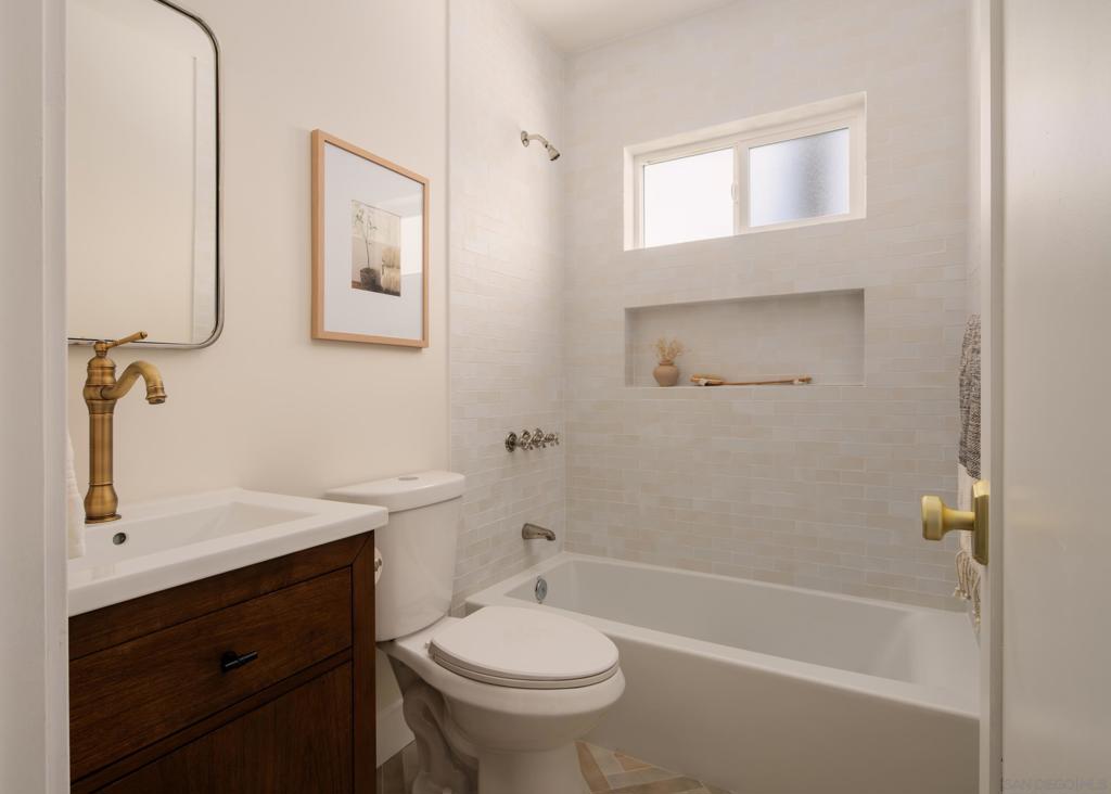 2129 31st St - photo 19