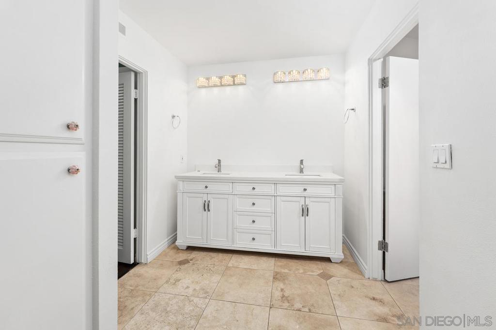 MLS #250044131SD image #26