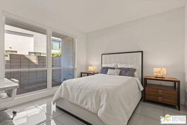 906 Cameron Center Drive, Palm Springs CA: https://media.crmls.org/mediaz/0f20e2ea-dddd-4263-a4d5-75347d67b813.jpg