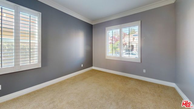 19320 Carranza Lane, Santa Clarita CA: https://media.crmls.org/mediaz/0f21801b-38e9-43d1-b291-72c42e221e79.jpg