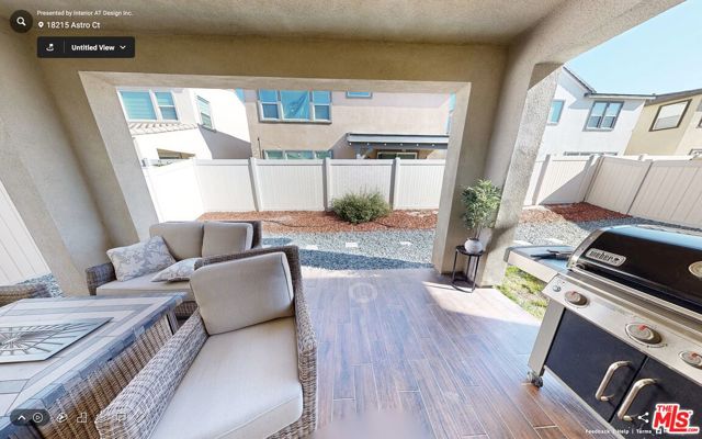 18215 Astro Court, Santa Clarita CA: https://media.crmls.org/mediaz/0f21df79-b3ed-4a61-b34d-d38a00b7f477.jpg