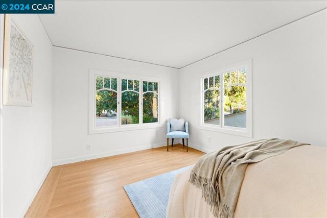 Image 26 of 60 For 900 Spruce Street