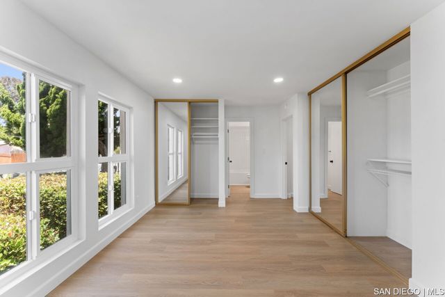 4855 Cole ST, San Diego CA: https://media.crmls.org/mediaz/0f2229c4-d31f-411c-88da-1715dc5c92a1.jpg
