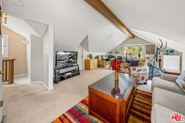5441 Toltec Drive, Santa Barbara CA: https://media.crmls.org/mediaz/0f22361b-013d-44d9-a294-73f4b84545f0.jpg