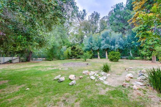 16820 Orchard Bend Rd, Poway CA: https://media.crmls.org/mediaz/0f236253-0f18-4681-b74b-f9fa2cc91de1.jpg