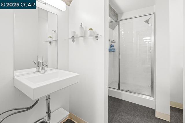 1201 Pine St, Oakland CA: https://media.crmls.org/mediaz/0f238b2e-f783-4df2-9559-529a4b392e88.jpg