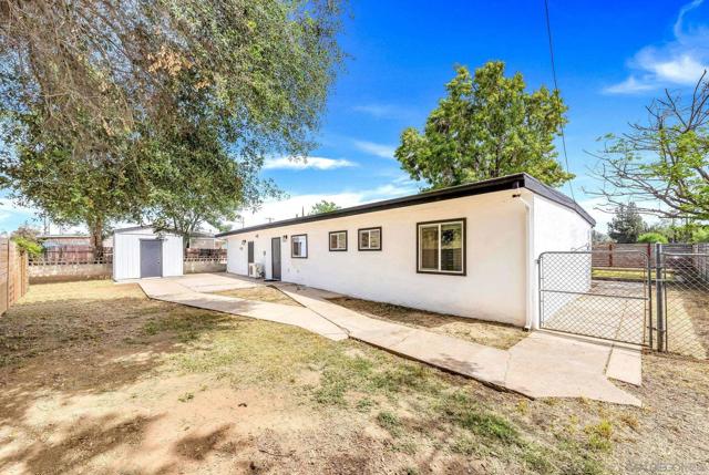 12244 Lakeshore Drive, Lakeside CA: https://media.crmls.org/mediaz/0f238f3f-a2f5-4267-94b3-9f67ac9a810d.jpg
