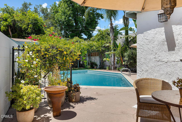 1159 N Chester Avenue, Pasadena CA: https://media.crmls.org/mediaz/0f243700-1e43-49d5-bc44-249ad6ccf7b2.jpg