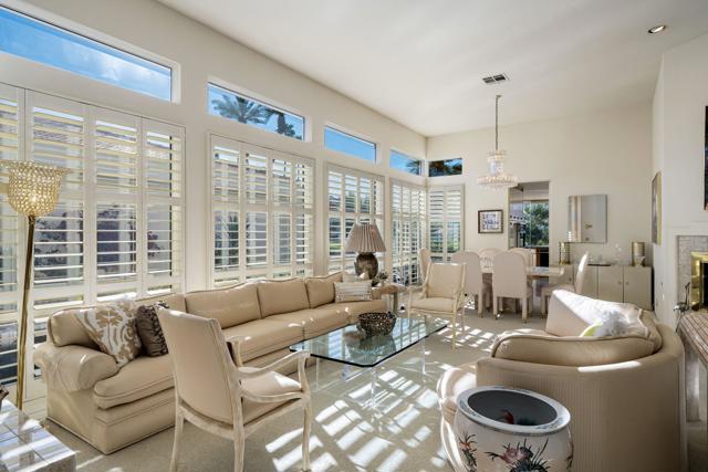 75315 Saint Andrews Court, Indian Wells CA: https://media.crmls.org/mediaz/0f25ee08-2f19-48cb-9ded-cfb66321e5ce.jpg