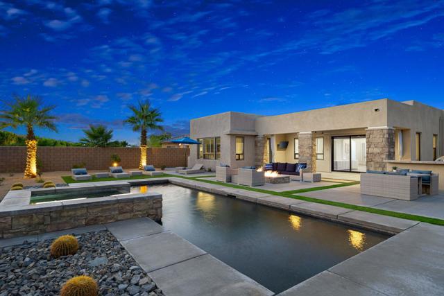 74425 Zeppelin Drive, Palm Desert CA: https://media.crmls.org/mediaz/0f260fcd-6e56-428b-9daf-d133c2102413.jpg