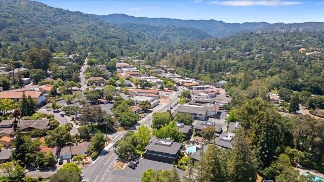 14357 Saratoga Avenue, Saratoga CA: https://media.crmls.org/mediaz/0f2637f7-de8c-4e2a-8e68-58fbd790c08f.jpg