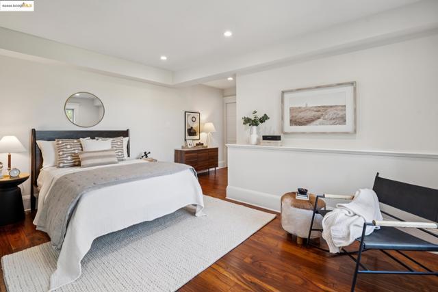 5429 Belgrave Pl., Oakland CA: https://media.crmls.org/mediaz/0f266ab0-3abd-4d50-95ef-ca8b7e46a26c.jpg