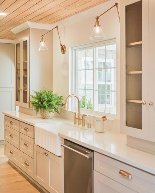 3951 Atascadero Drive, San Diego CA: https://media.crmls.org/mediaz/0f27068c-b118-4013-8704-06d0f9bea1e3.jpg