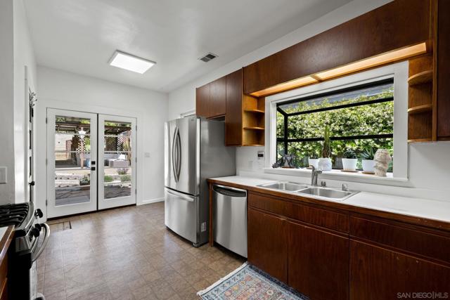 3636 Arizona St, Outside Area (Inside Ca) CA: https://media.crmls.org/mediaz/0f27a93b-c550-4bc4-91ac-d64273958114.jpg