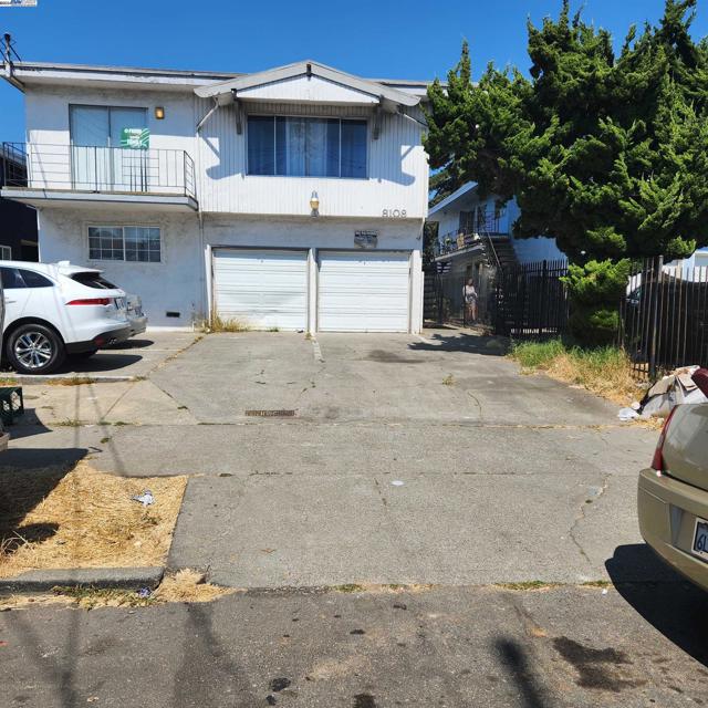 8108 Olive St, Oakland, California 94621, ,Multi-Family,For Sale,Olive St,41067867