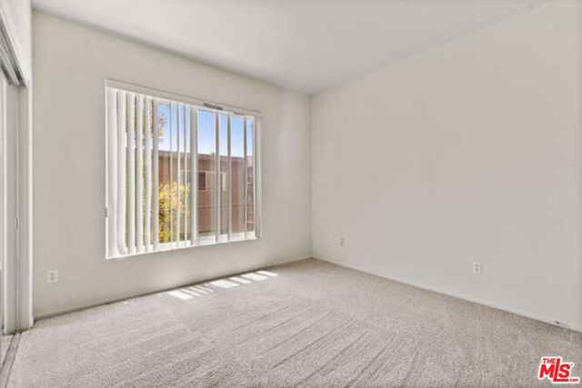 10790 Rose Avenue, Los Angeles CA: https://media.crmls.org/mediaz/0f29ea60-332a-401f-b20f-c2d06e347163.jpg