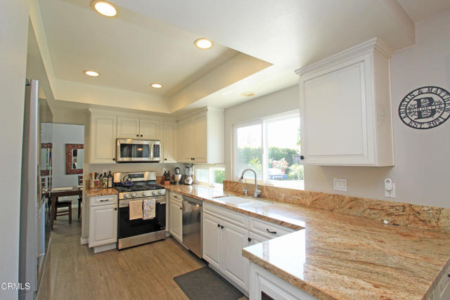 Detail Gallery Image 15 of 27 For 8984 Santa Margarita Rd, Ventura,  CA 93004 - 4 Beds | 3 Baths