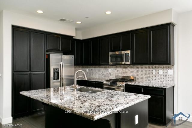 2951 Via Roma Place, Santa Clara CA: https://media.crmls.org/mediaz/0f2ab640-67c5-4d78-8d1c-7b7813a54010.jpg