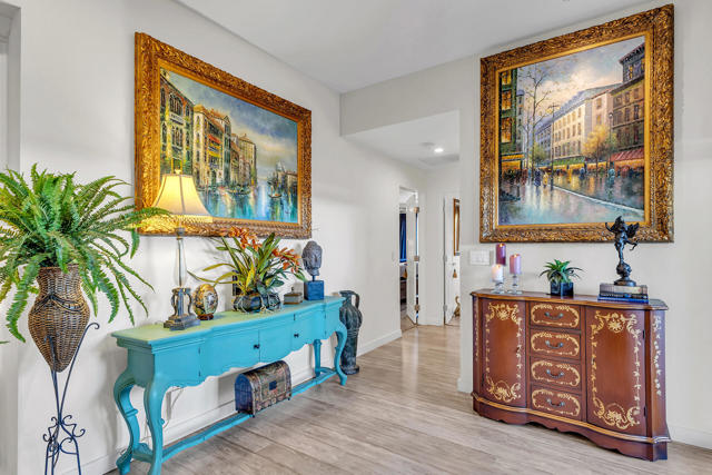 527 Jade Lane, Palm Springs CA: https://media.crmls.org/mediaz/0f2d1cbe-440c-4f46-9136-d59dc729b3db.jpg