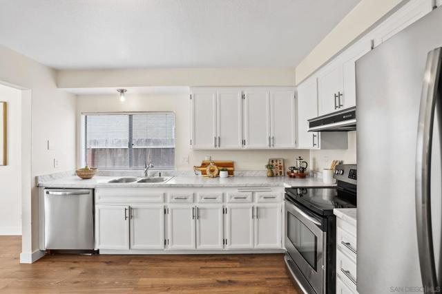 3663 Forest Road, Oceanside CA: https://media.crmls.org/mediaz/0f2d8bb1-4084-4de2-af7f-0650156eff5b.jpg