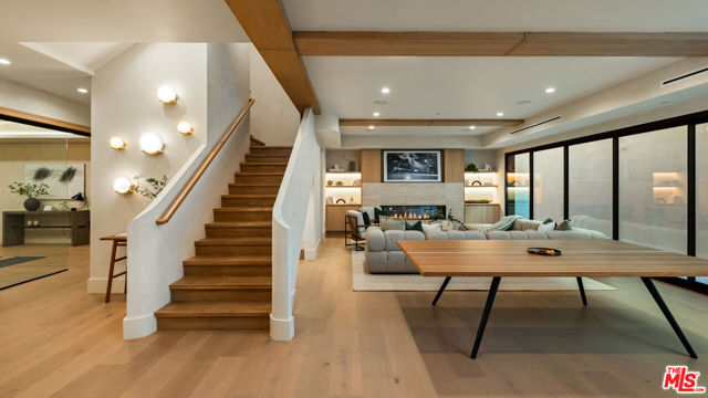 Drew Fenton | 565 Toyopa Drive Pacific Palisades CA | MLS: 7523707 Drew Fenton | 565 Toyopa Drive Pacific Palisades CA | MLS: 7523707