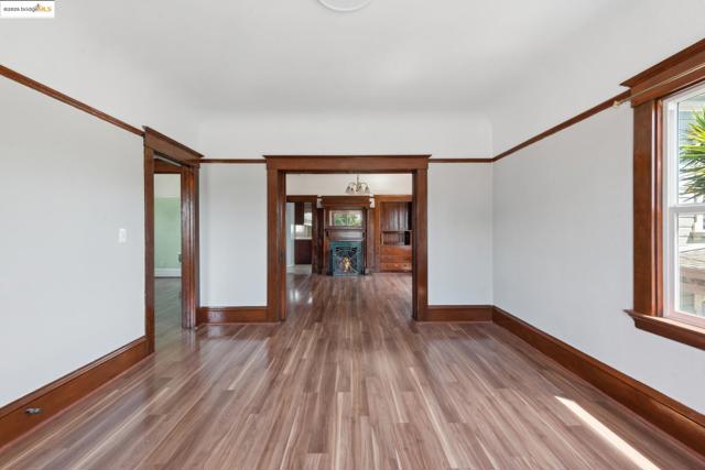1810 Adeline St, Oakland CA: https://media.crmls.org/mediaz/0f2f482e-12c0-4a27-8cc2-46ec9da8cf2e.jpg