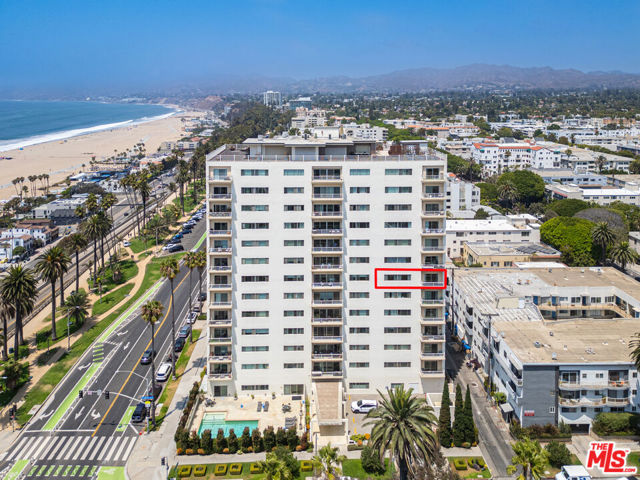 101 California Avenue, Santa Monica CA: https://media.crmls.org/mediaz/0f2fdabe-c798-493c-973a-ea40651ecc49.jpg