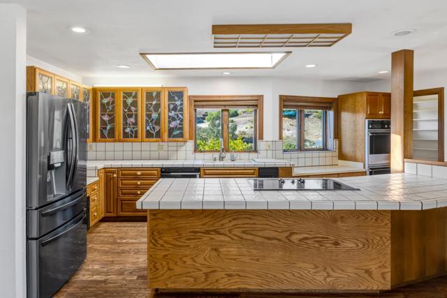 274 Corral De Tierra Road,  CA: https://media.crmls.org/mediaz/0f32ced5-1bcd-4ccf-b2d9-d53112135a54.jpg