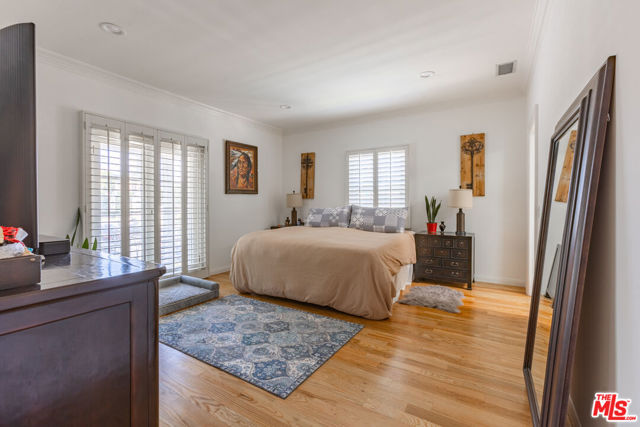 9660 W Olympic Boulevard, Beverly Hills CA: https://media.crmls.org/mediaz/0f333b0d-b501-4962-a1d7-cc52861f0925.jpg