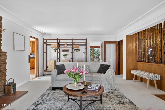 469 Sycamore Glen, Pasadena CA: https://media.crmls.org/mediaz/0f33dc2f-b163-4f0c-8535-3f3dd30782de.jpg
