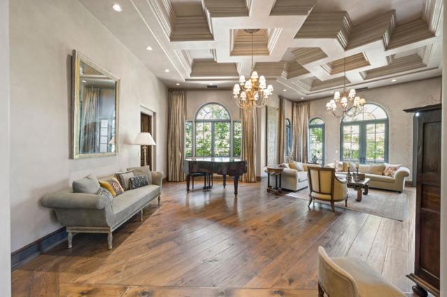 25751 Elena Road, Los Altos Hills CA: https://media.crmls.org/mediaz/0f33e012-5335-46c1-92eb-debd31ebe53d.jpg