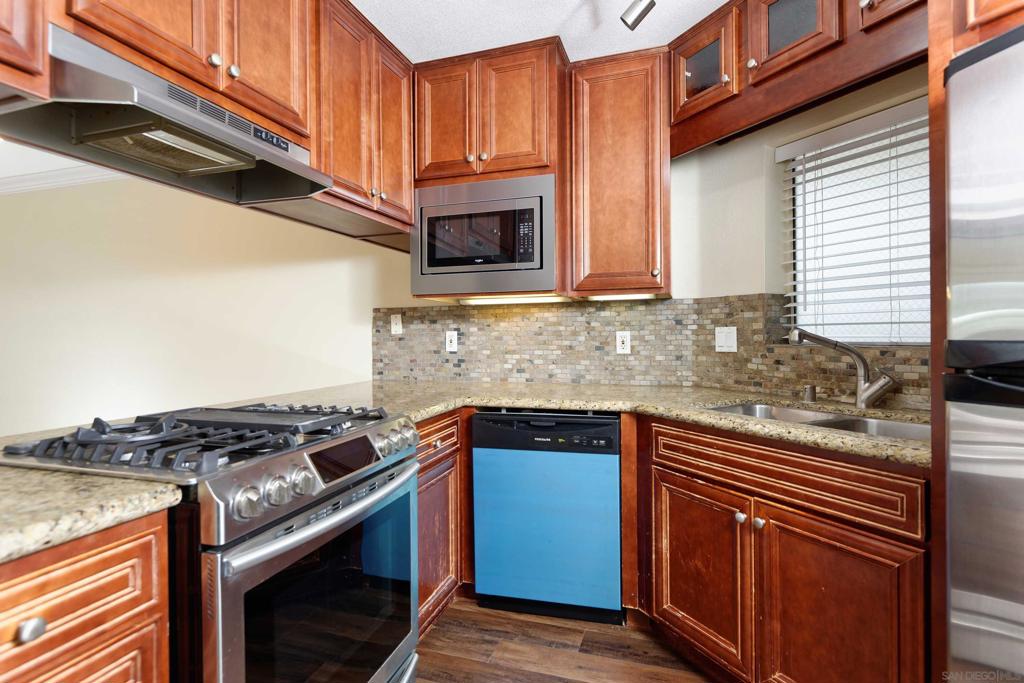 7509 Draper Ave - photo 9