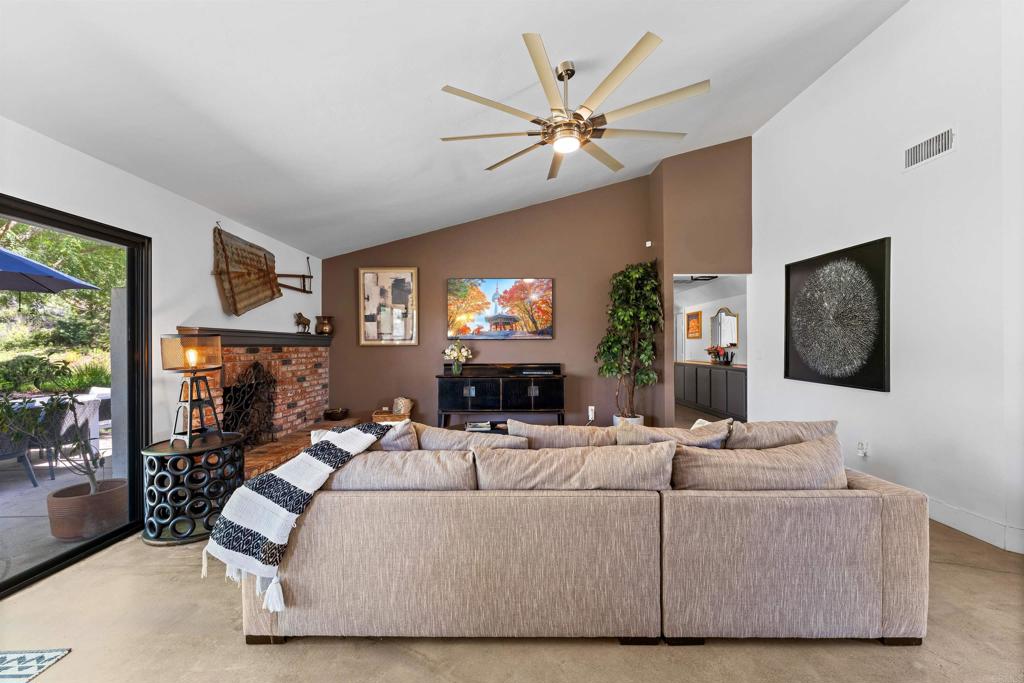 1717 Birchwood - photo 17