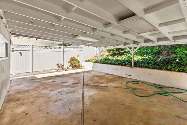 3961 Mount Aladin Ave, San Diego CA: https://media.crmls.org/mediaz/0f35270c-3971-47c5-8a4e-adf30d9b117d.jpg