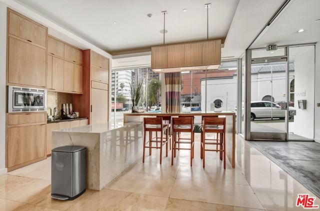 1168 S Barrington Avenue, Los Angeles CA: https://media.crmls.org/mediaz/0f3553a3-3b33-4a11-b401-4ba372ce926f.jpg